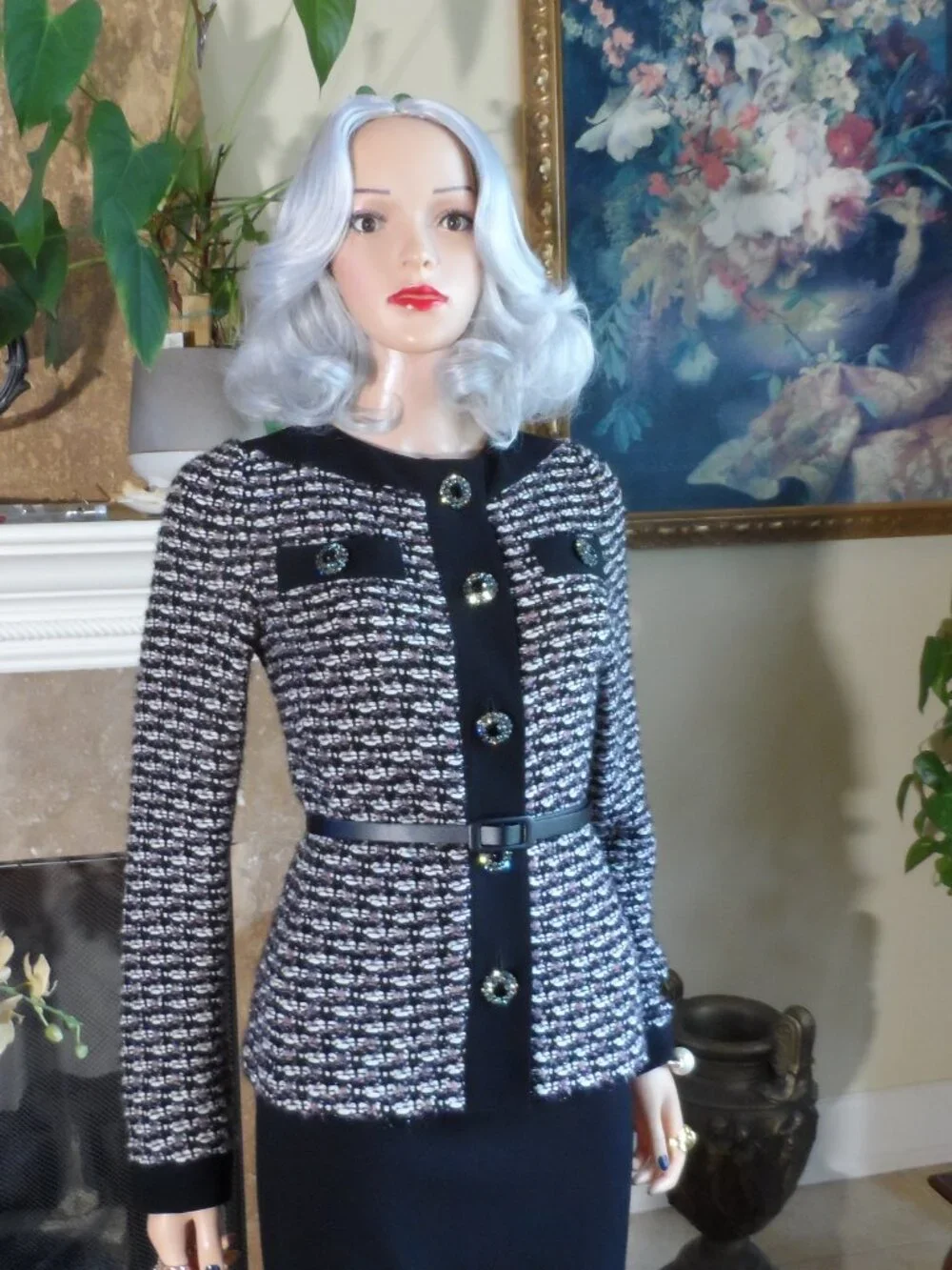 St. John Collection Bouclé Knit Skirt Suit Black Pink White Size 4 - Picture 6 of 16
